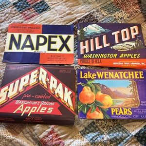 Lot 4 Original Vintage Washington State Fruit crate Labels apples pears